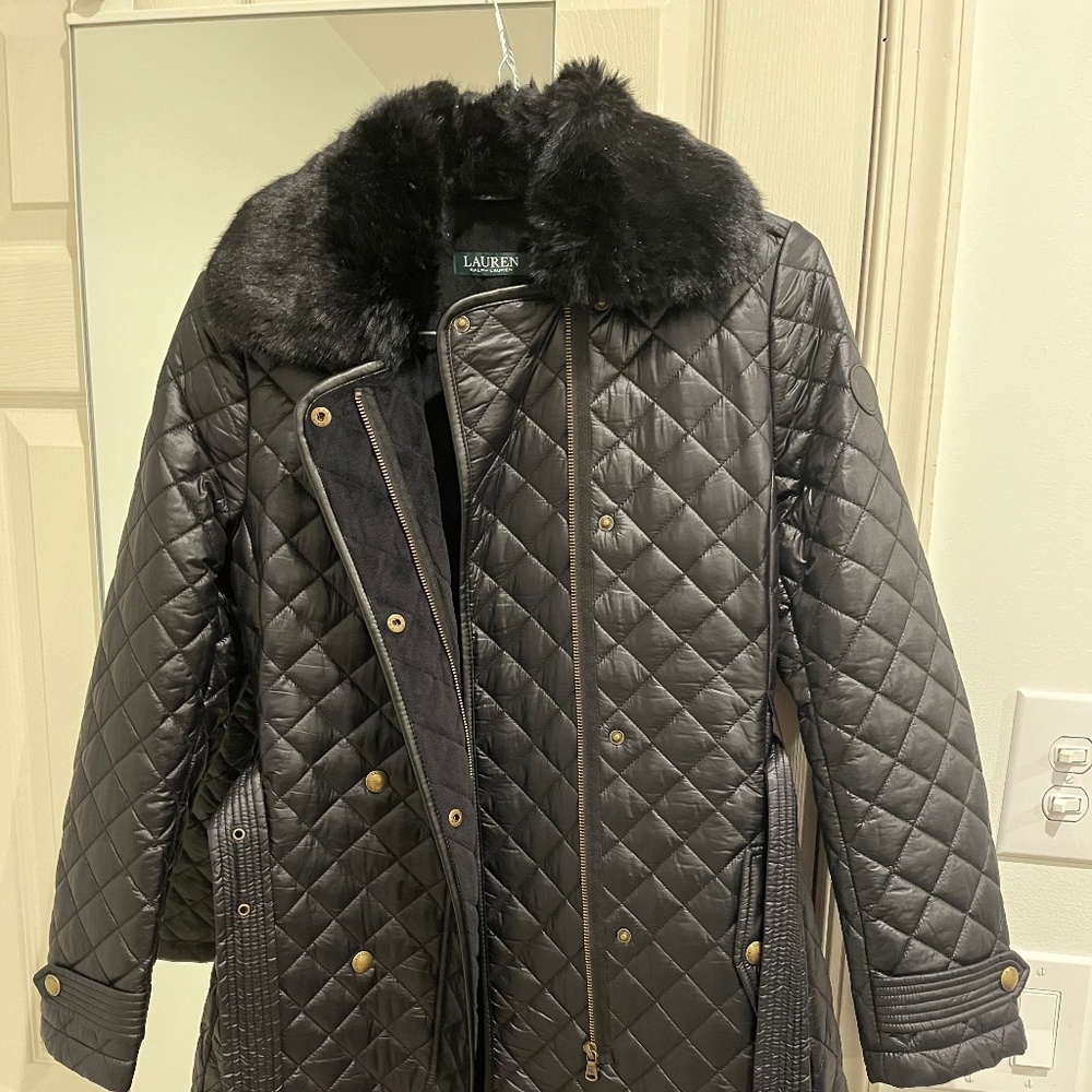 RL (RALPH LAUREN) SOFT NYLON COAT WITH FAUX FUR Collar-AMAZING!